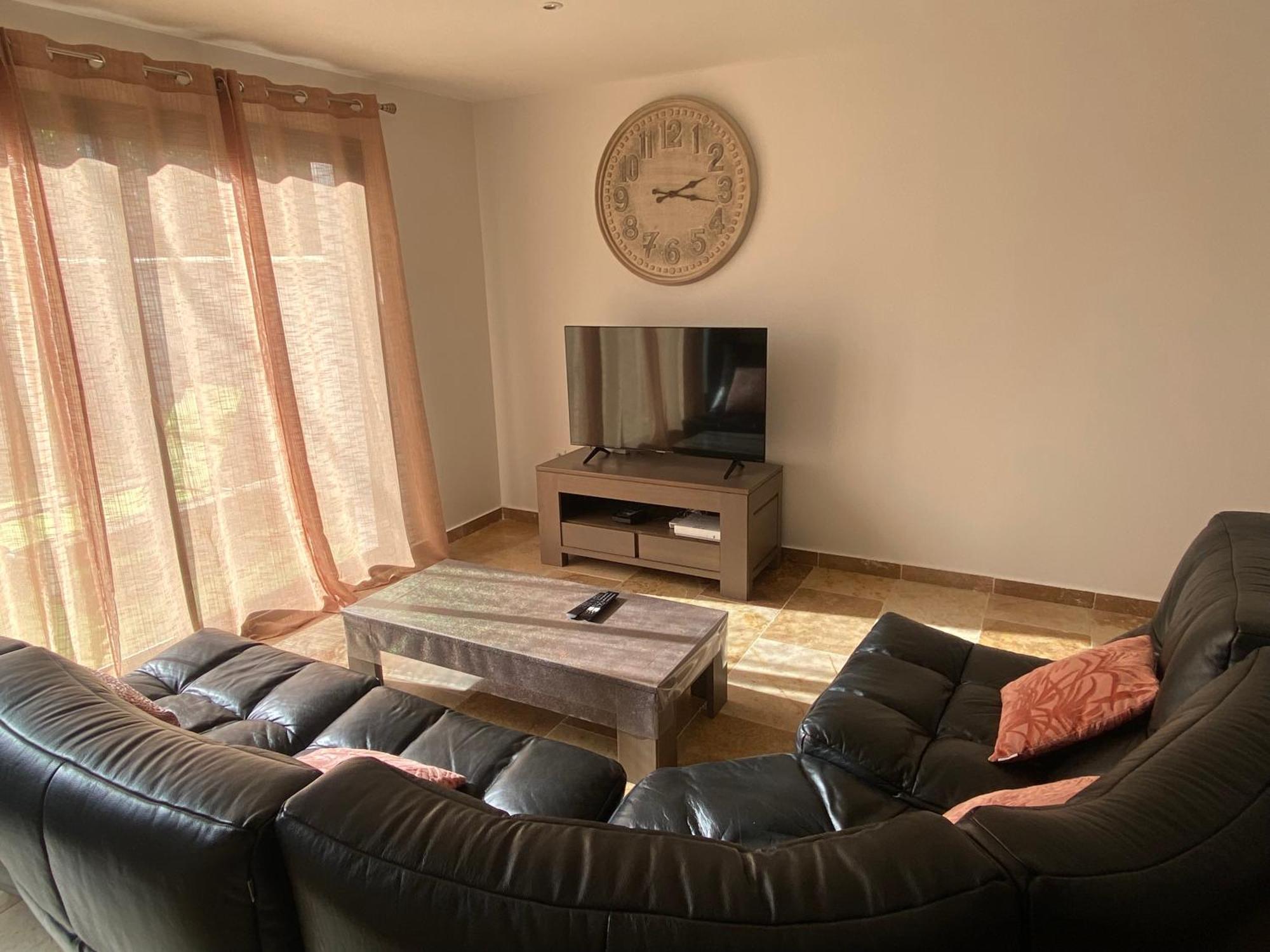Villa Agreable Dependance 3 Pieces Saint-Maximin Exterior foto