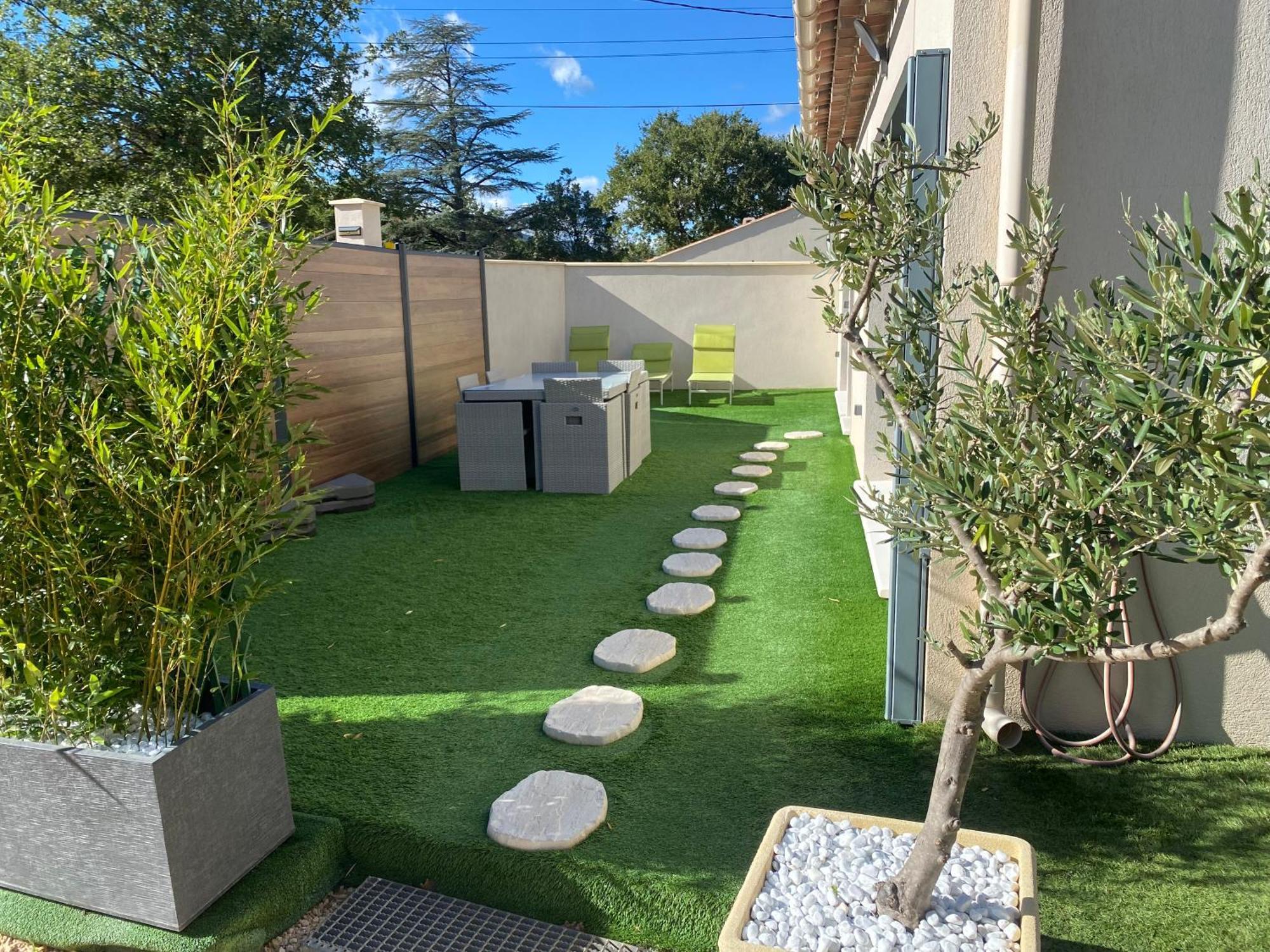Villa Agreable Dependance 3 Pieces Saint-Maximin Exterior foto